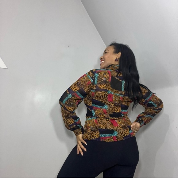 Vintage maximalist leopard top animal patchwork AOP blouse mobwife eccentric art - Picture 6 of 9